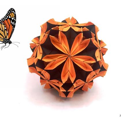 Cosmos Flowers, 2018, from 30 uncut squares